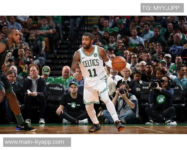 海兰德表现抢眼7投4中三分球3记助力球队赢得比赛 海兰德表现抢眼7投4中三分球3记助力球队赢得比赛