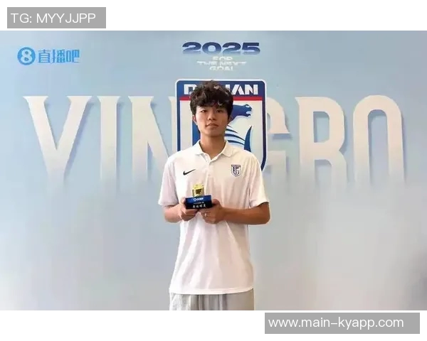 吕焯毅单场8次抢断创大连英博球员中超新纪录展现卓越防守能力 吕焯毅单场8次抢断创大连英博球员中超新纪录展现卓越防守能力