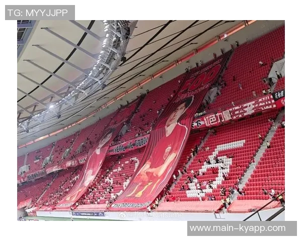 亚冠海港主场仅吸引10197观众球迷热情为何如此低迷