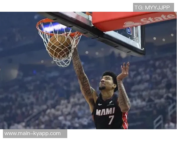 韦尔全能表现进化显著19投12中三分精准砍下29分12板展现统治力 韦尔全能表现进化显著19投12中三分精准砍下29分12板展现统治力