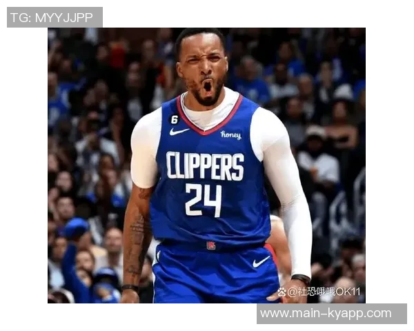 诺曼鲍威尔喜迎新生命00后女友怀孕颜值引关注