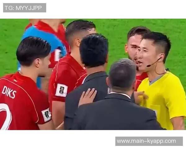 伊拉克主帅对马宁执法表示不满红牌判罚令人惊讶 伊拉克主帅对马宁执法表示不满红牌判罚令人惊讶